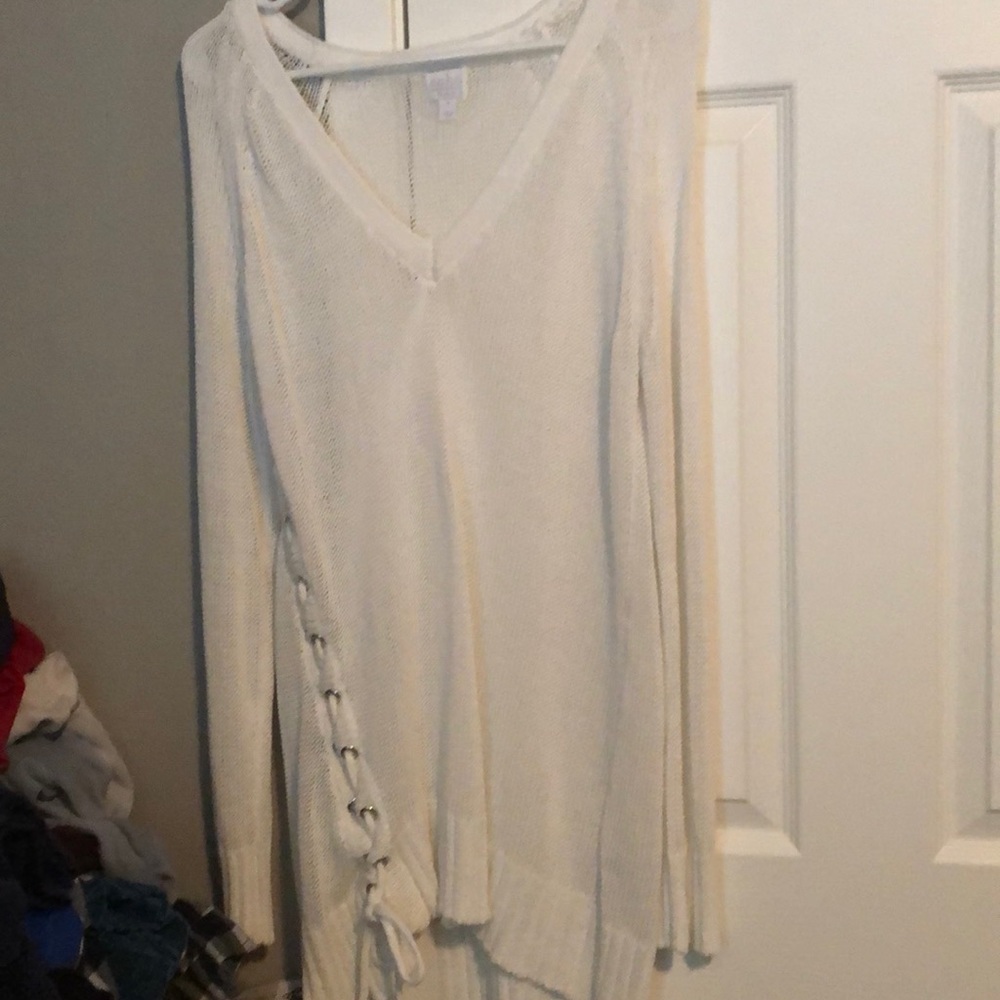 Mesh sweater